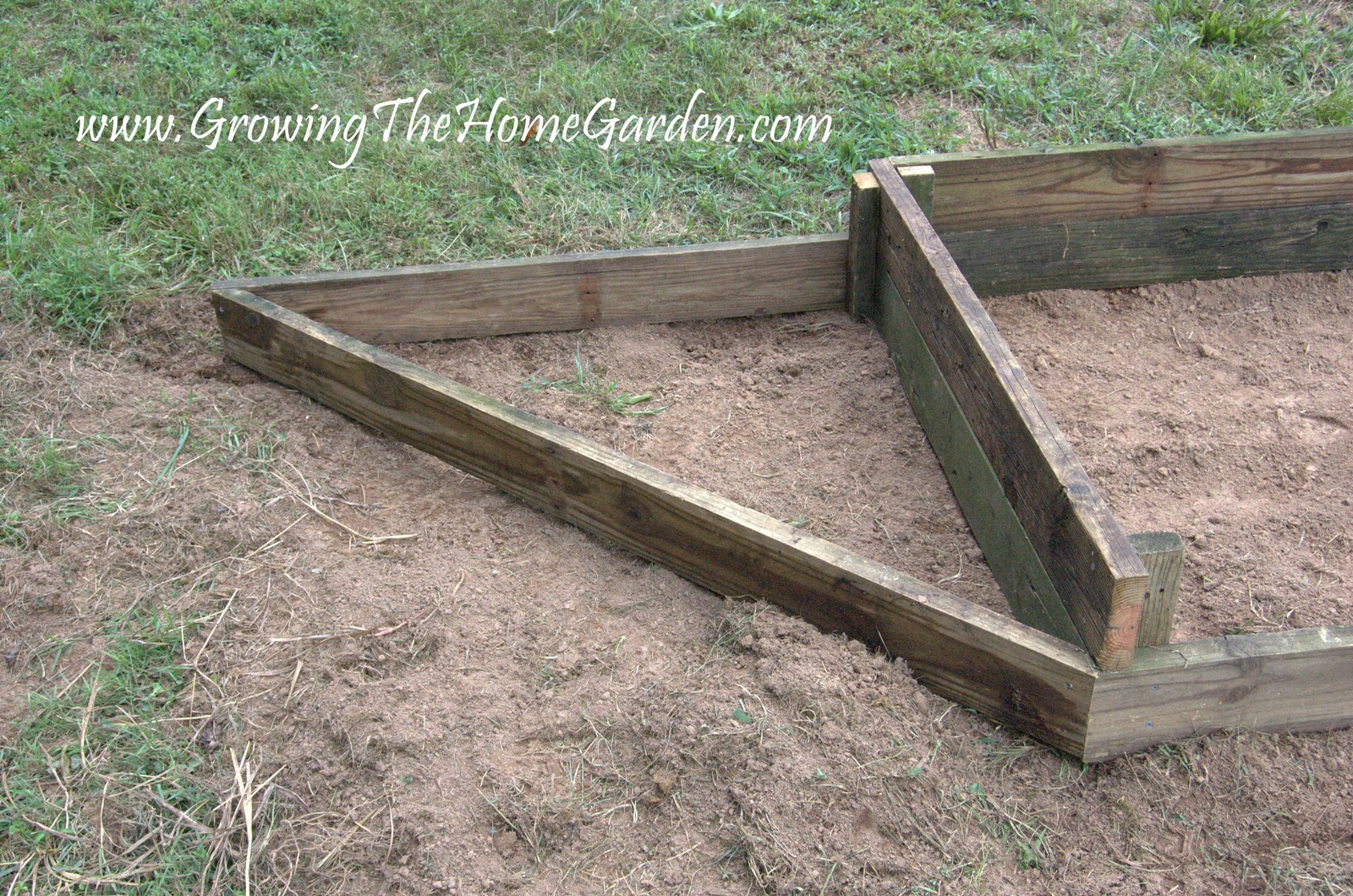 Building a Plant Holding Bed - Growing The Home Garden